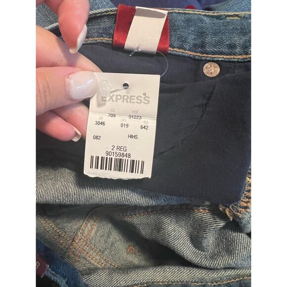 NWT VINTAGE Express Women's Low Rise Eva Bootcut Jeans Denim Blue Size 2R - Picture 12 of 12